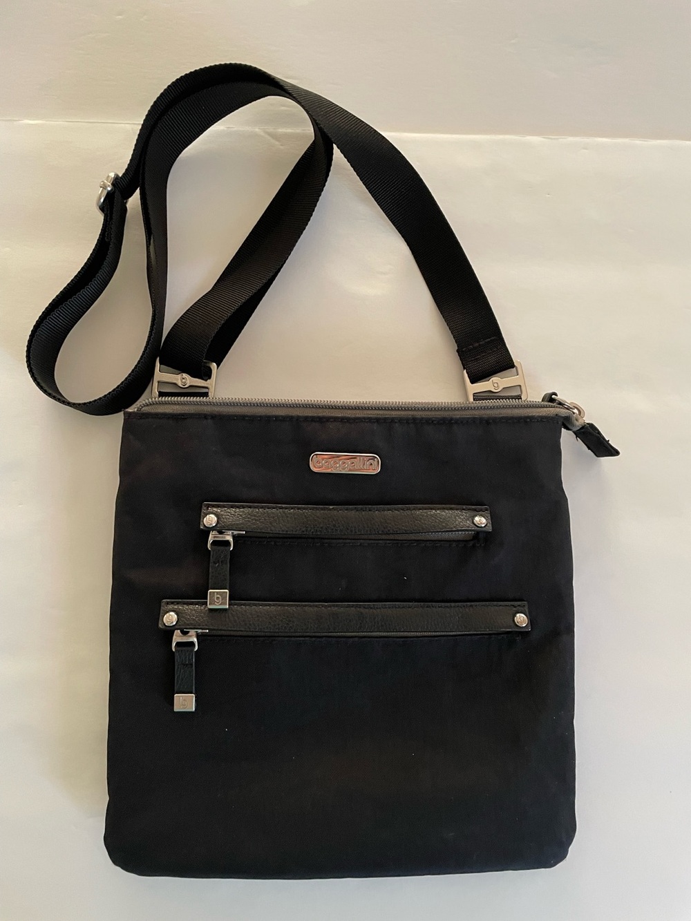 Baggallini Crossbody Bag Black Nylon Lightweight, Adjustable Strap